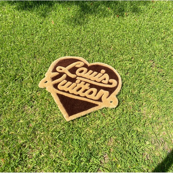 Custom Handmade Louis Vuitton Rug 💪🏾🟤🔥 -World wide shipping 🌎🗺️